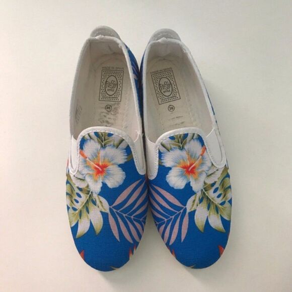 Flossy Women's Walking Espadrilles Slip On Shoes 5 - Picture 3 of 8